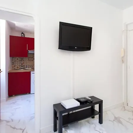 아파트 Lympia -cosy Studio, 200 M Plages De - Le Port 니스