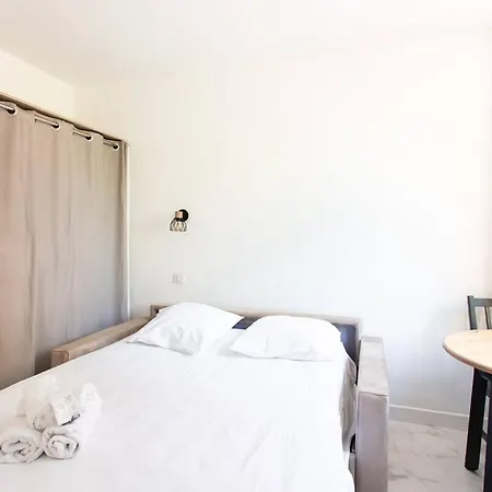 아파트 Lympia -cosy Studio, 200 M Plages De - Le Port *
